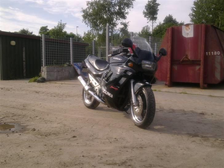 Suzuki GSX 750F billede 3