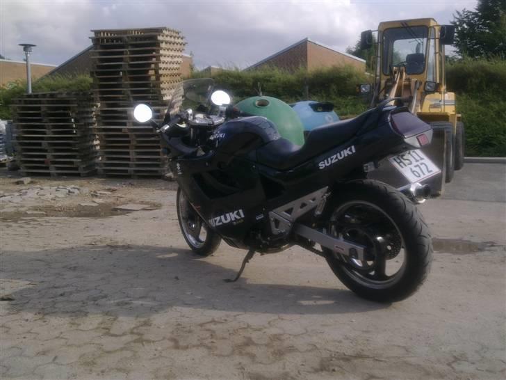 Suzuki GSX 750F billede 4