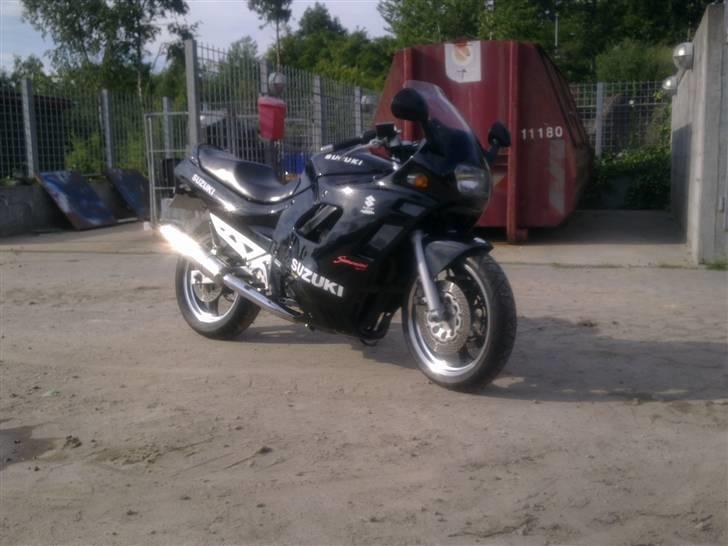 Suzuki GSX 750F billede 6
