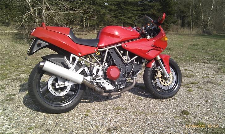 Ducati 900 SuperSport billede 1