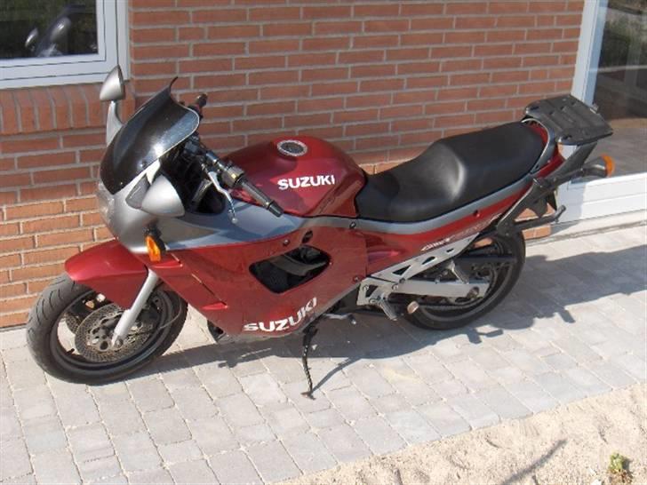 Suzuki gsx 750 f billede 2