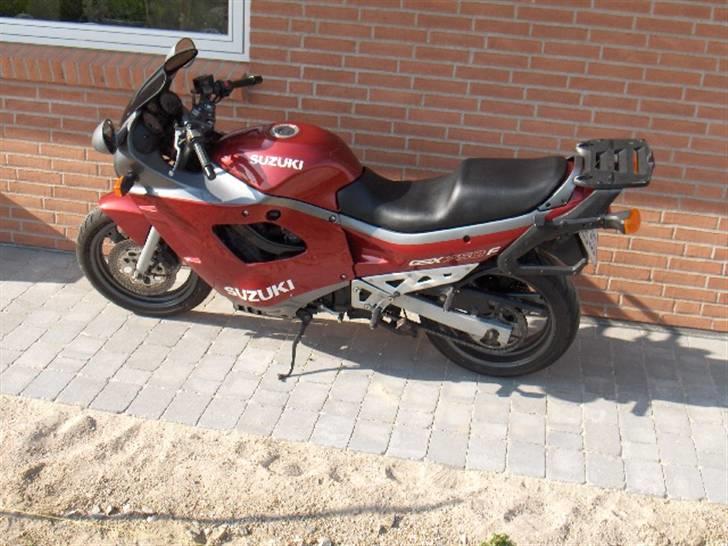 Suzuki gsx 750 f billede 3
