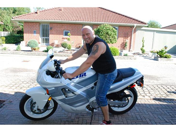 Honda CBR 600F billede 1