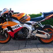 Honda cbr fireblade rr