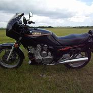 Yamaha XJ 900