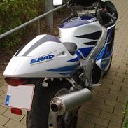 Suzuki GSX750R SRAD