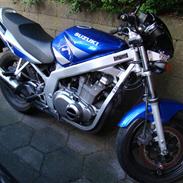 Suzuki GS500