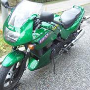 Kawasaki GPZ 500S ( solgt )
