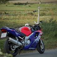 Honda CBR 600 F4