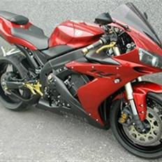 Yamaha YZF R1 