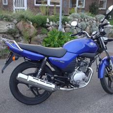 Yamaha YBR 125 Solgt