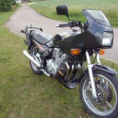 Yamaha XJ 900