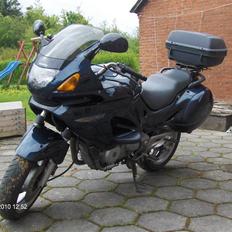 Honda Deauville NT650V (Solgt)