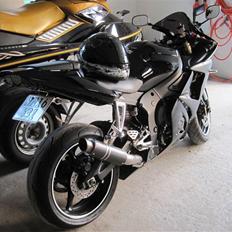 Yamaha YZF R6 (solgt)