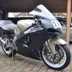 Suzuki GSX-R 750