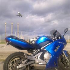 Kawasaki Er-6f