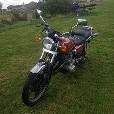 Suzuki GS 550 e