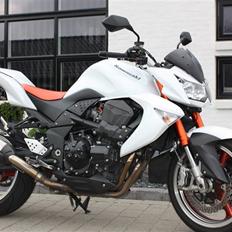 Kawasaki Z1000