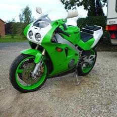 Kawasaki Zxr 400 *Solgt*