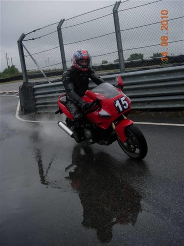 Ducati 750 SuperSport Nuda - Banedag Sturup 14/8 billede 10