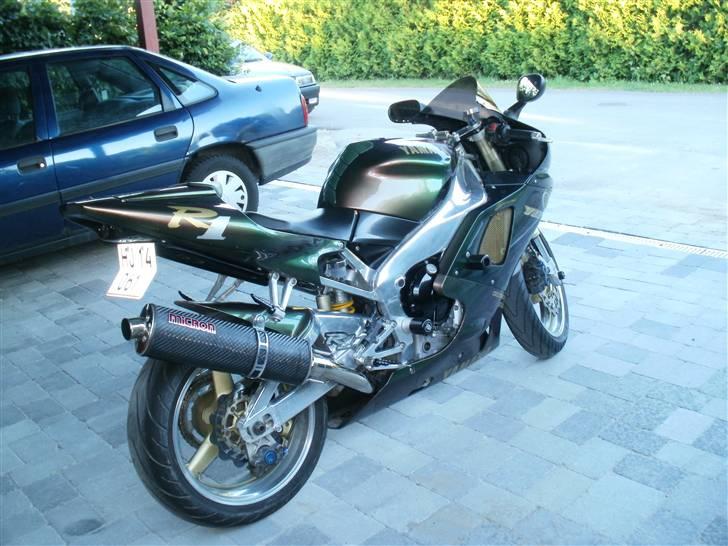 Yamaha YZF R1 billede 5