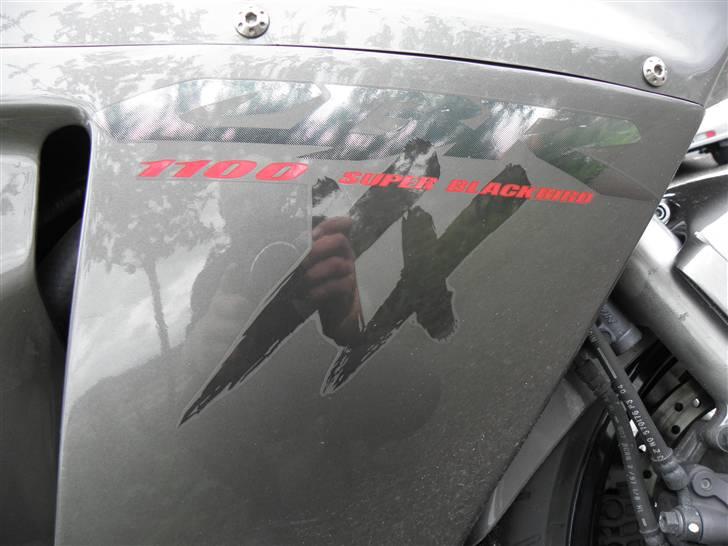 Honda Cbr1100xx Blackbird (solgt) billede 3