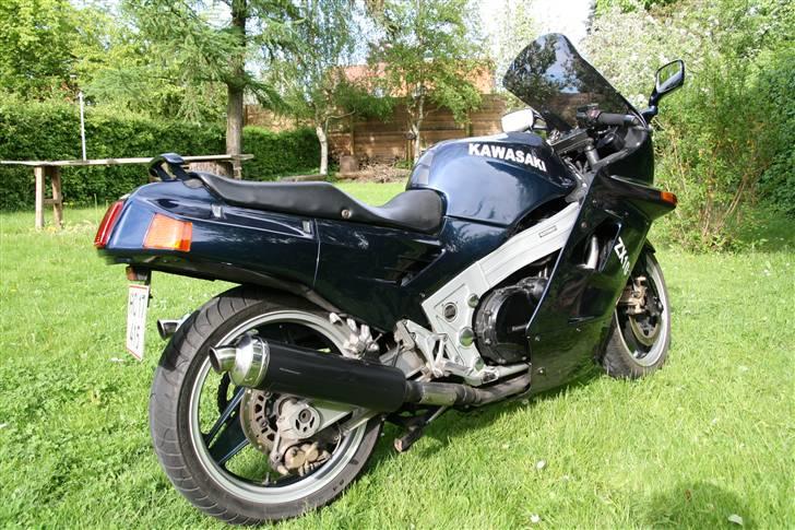 Kawasaki ZX-10 billede 4