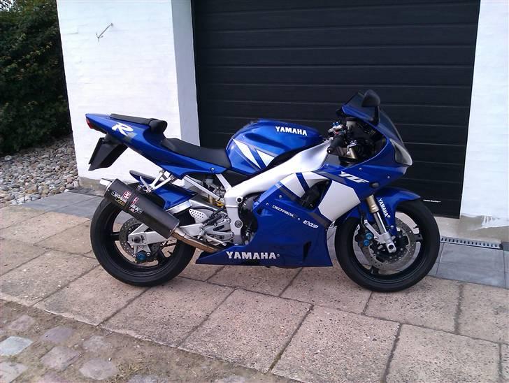 Yamaha yzf-r1 solgt billede 1