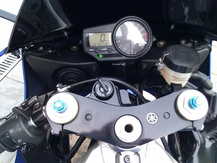 Yamaha yzf-r1 solgt billede 5