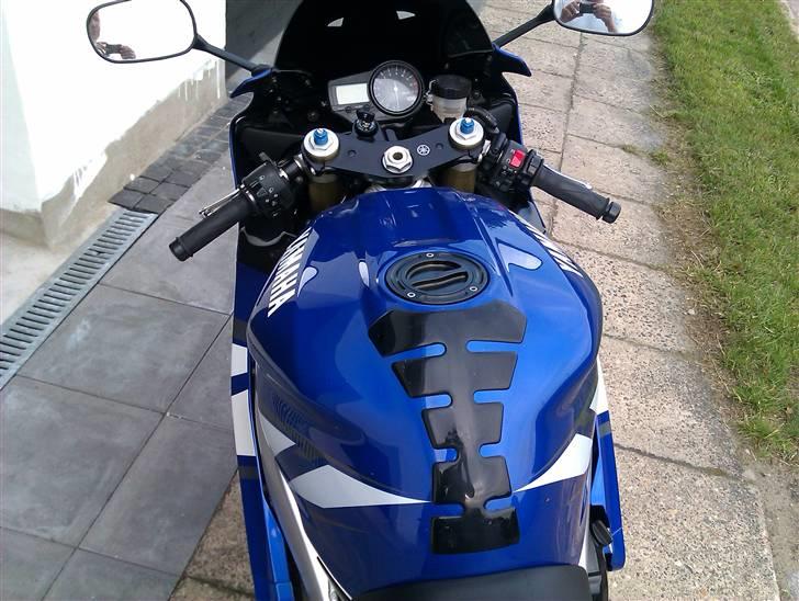 Yamaha yzf-r1 solgt billede 6