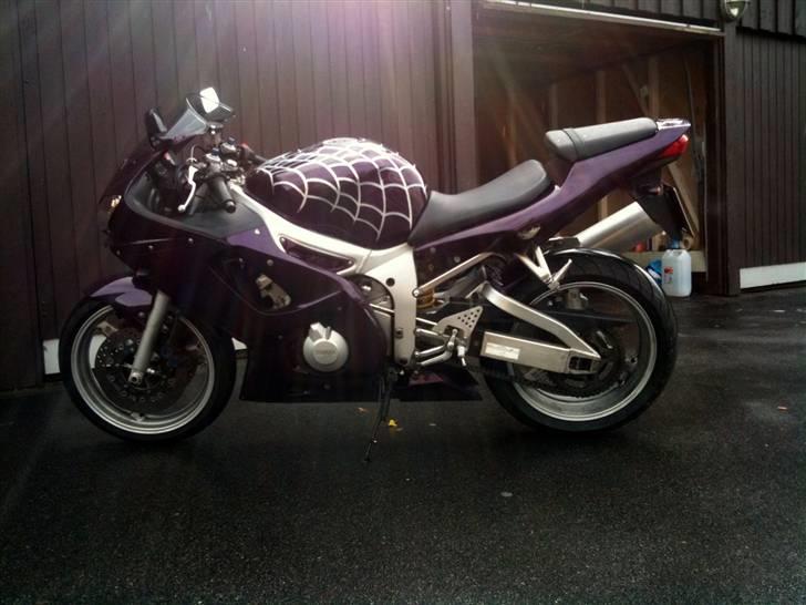 Yamaha YZF-R6 billede 1