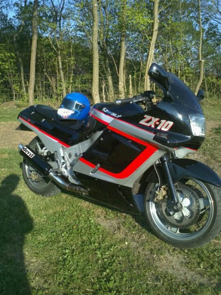 Kawasaki ZX10 ** SOLGT ** billede 1