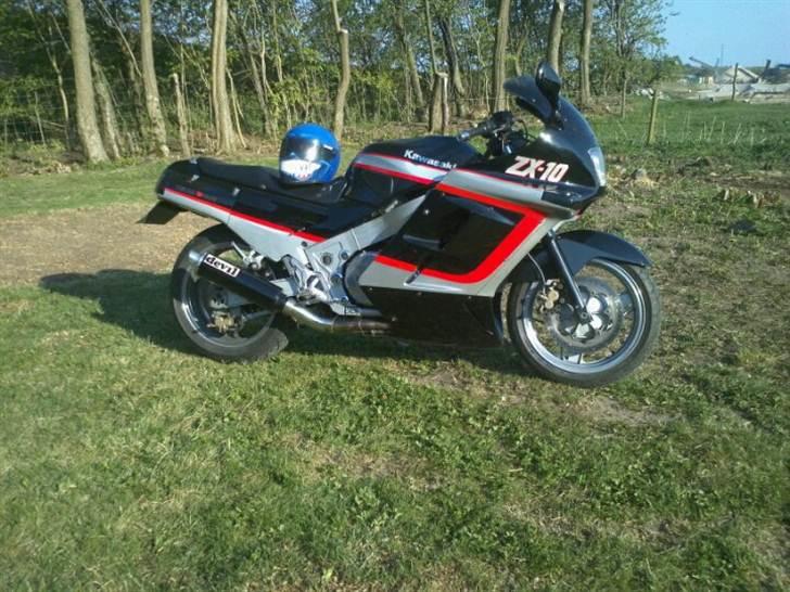 Kawasaki ZX10 ** SOLGT ** billede 2