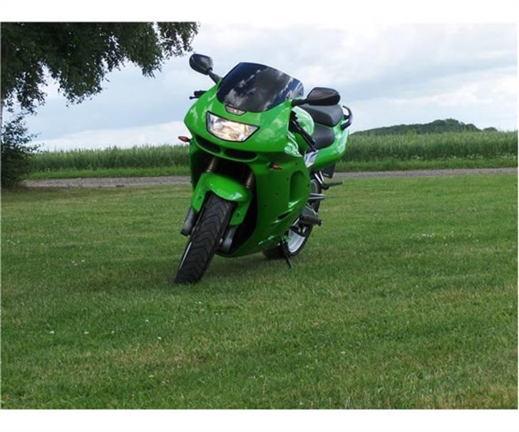 Kawasaki zx9r billede 2