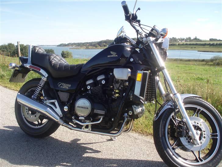 Honda VF 1100 C - Magna V65 - solgt billede 4