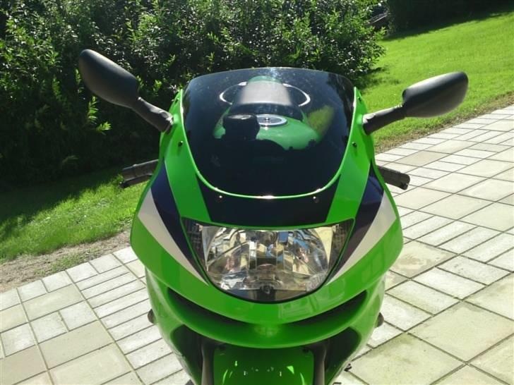 Kawasaki ZX6R billede 14