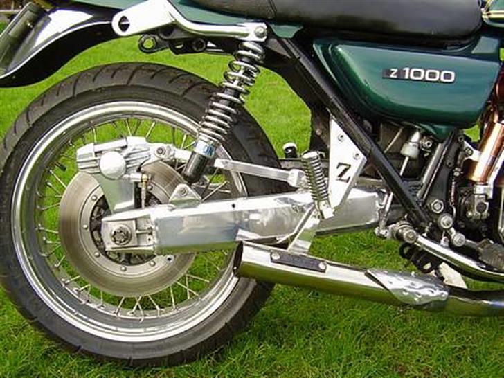 Kawasaki Z 1000 - nu med bred rulle billede 9