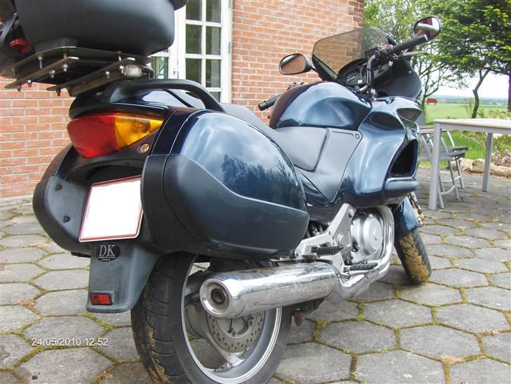 Honda Deauville NT650V (Solgt) billede 3