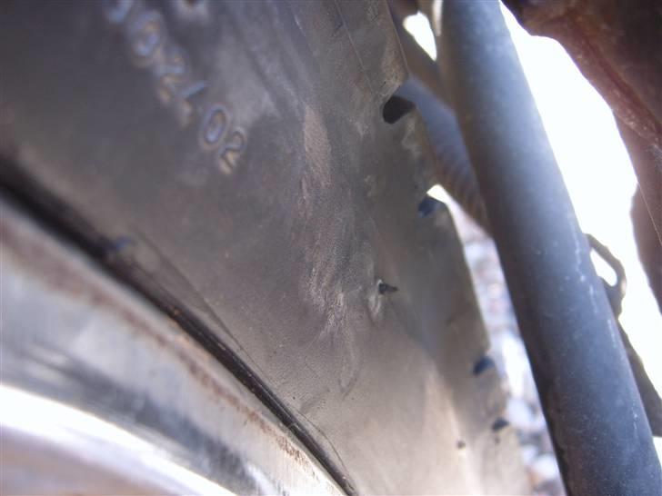 Honda cb 400 four - bremsearm holderen er tæt på bagdækket billede 11