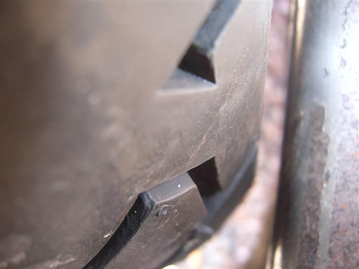 Honda cb 400 four - kædeskærmen er tæt på bagdækket billede 12