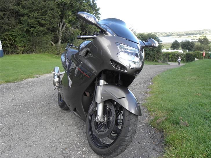 Honda Cbr1100xx Blackbird (solgt) billede 8