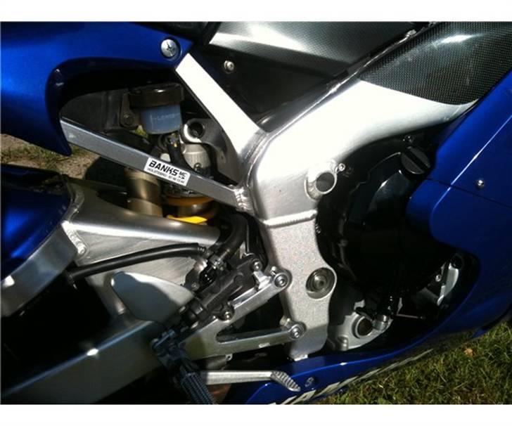 Yamaha R1 - Solgt billede 4