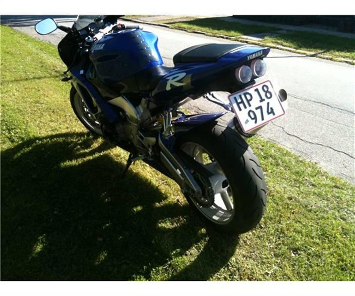 Yamaha R1 - Solgt billede 5