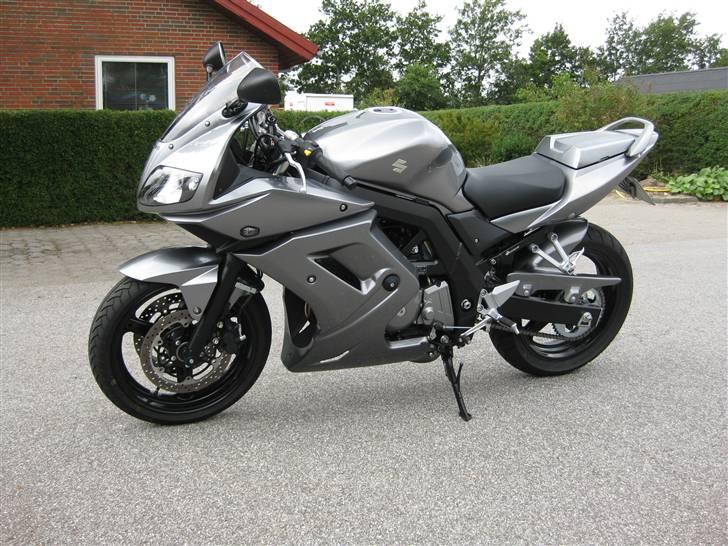 Suzuki SV650s Solgt billede 5