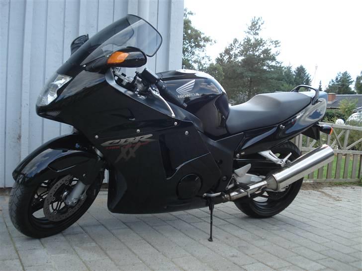 Honda CBR 1100XX Blackbird billede 2