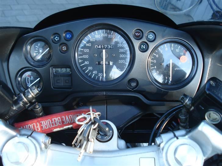 Honda CBR 1100XX Blackbird billede 5