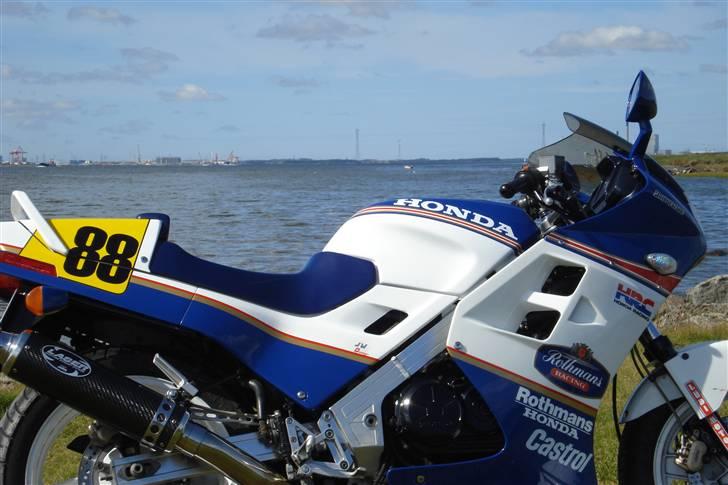 Honda VFR 750 - RC24**SOLGT** billede 6