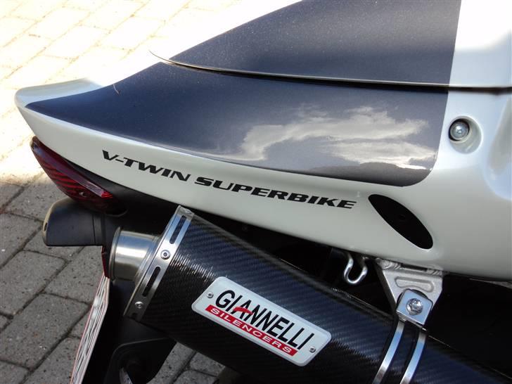 Suzuki tl 1000r (solgt) billede 3