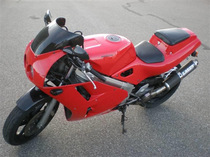 Honda VFR 400 R (NC30) billede 7