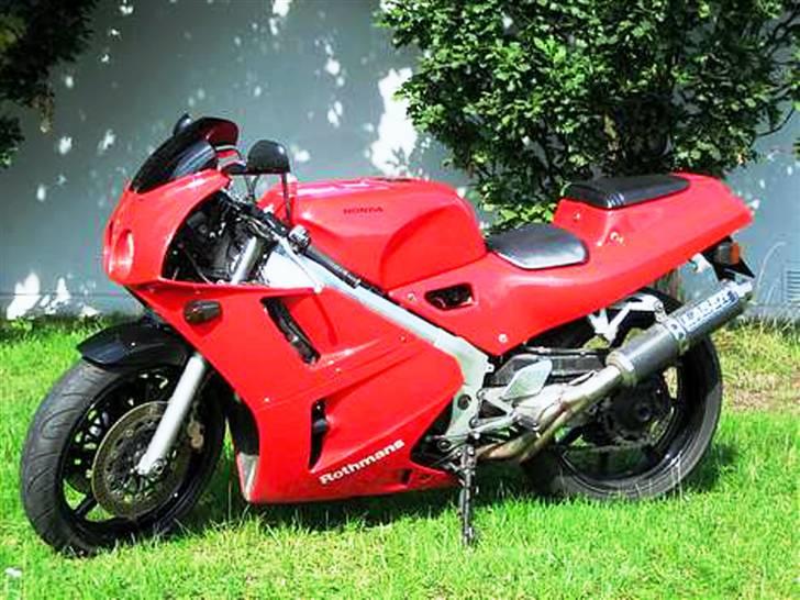 Honda VFR 400 R (NC30) billede 8